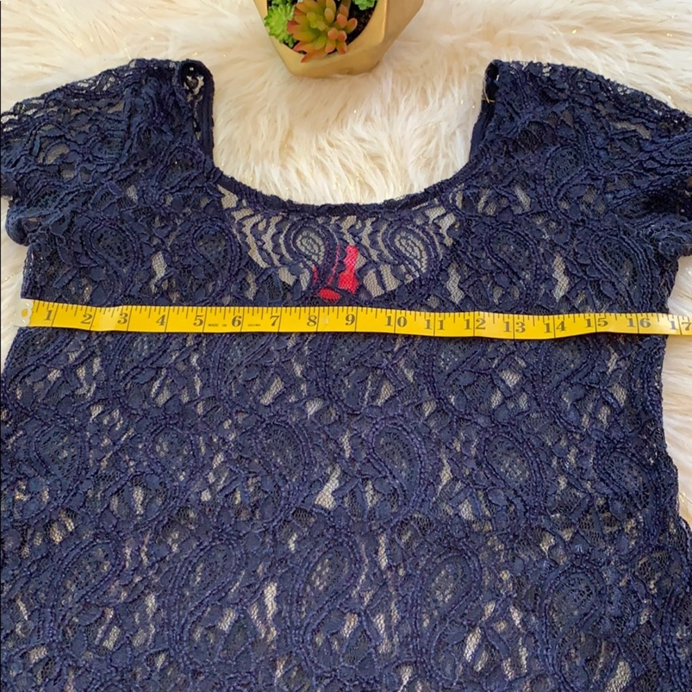 Daytrip Lace Top - Picture 3 of 7